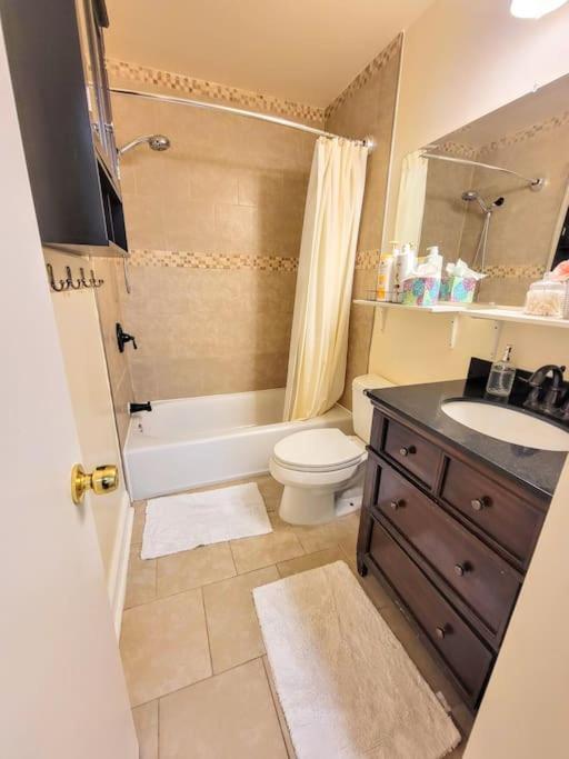 Nice 2 Bdr 2 Bath Near Airport With Fast Wifi And Parking Herndon Exterior photo